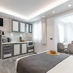 公寓式酒店 Mariet Naxos Elegant 4*