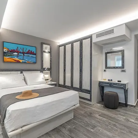 Mariet Naxos Elegant Aparthotel 4*