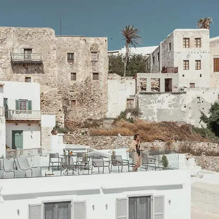 Mariet Naxos Elegant