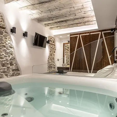 Lägenhetshotell Mariet Naxos Elegant 4*